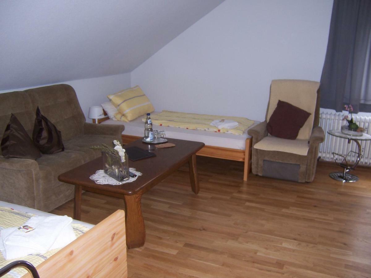 Gaestehaus Schneider Bechtheim Exteriör bild