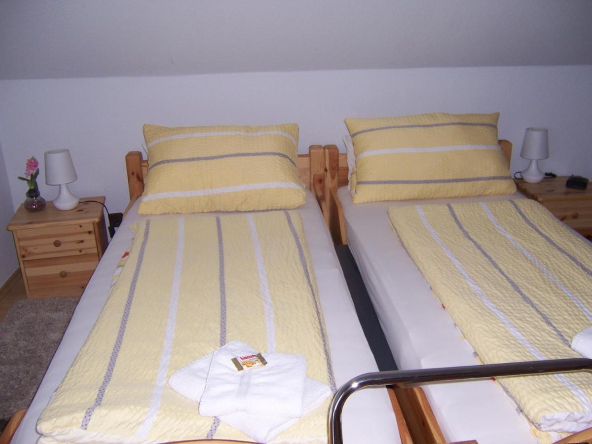 Gaestehaus Schneider Bechtheim Exteriör bild